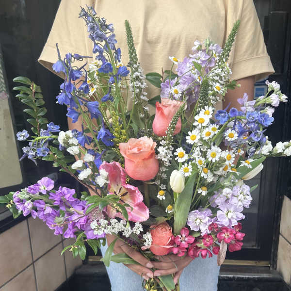 Seasonal Arrangement Subscription