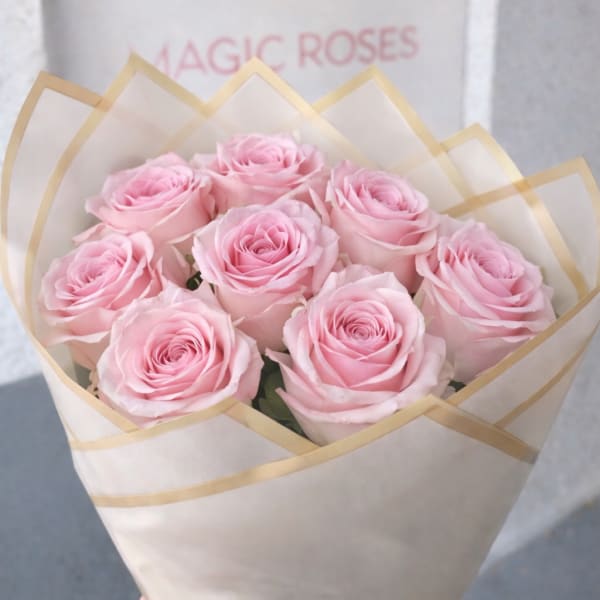Elegant Pink Rose Bouquet