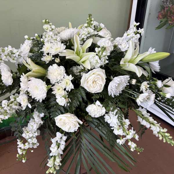 Heavenly White Farewell Casket Piece