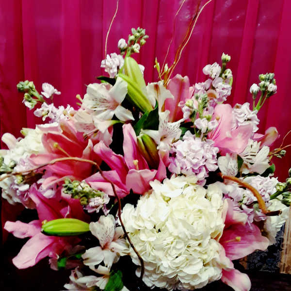 Pink and white mixed bouquet with lilies and hydrangea