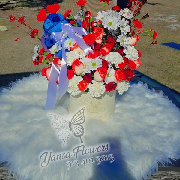 Round Box Floral Centerpiece with Stitch Plush: A Cute and Elegant Gift