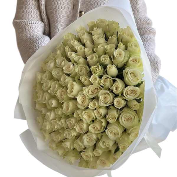 Bouquet of white roses