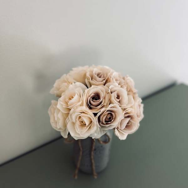 2 Dozen You Pick Spray Roses in Colored Small Mason Jar