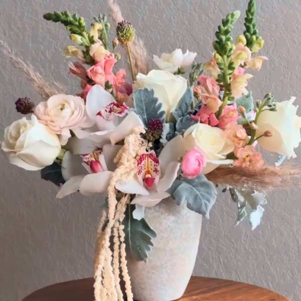 Luxury Orchid & Garden Roses Arrangement – San Antonio Same Day Delivery