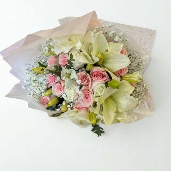 Daniella “Fresh Flower Shop – Order Flowers Online”