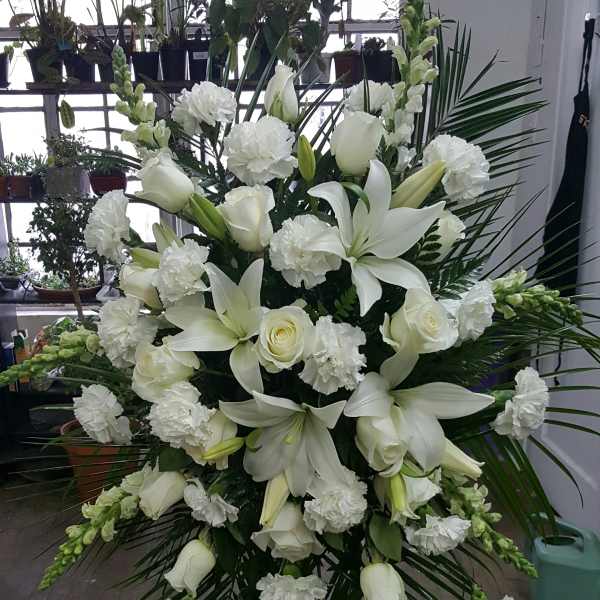 Peaceful Path Easel Spray