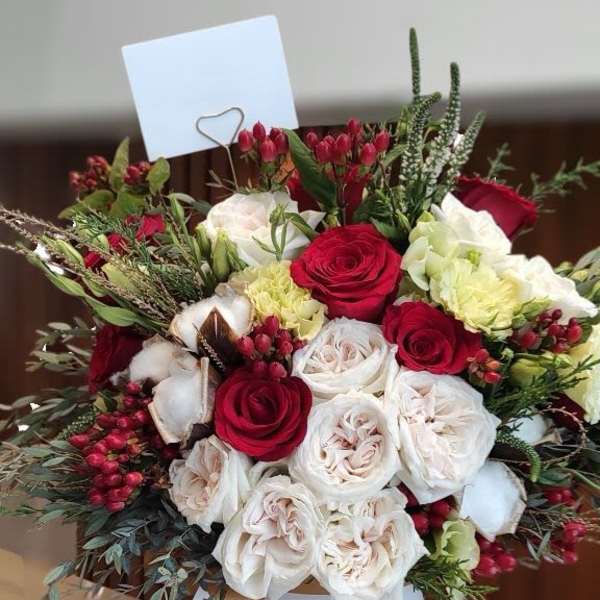 Grand Luxe Bloom Box – Red & Blush Edition