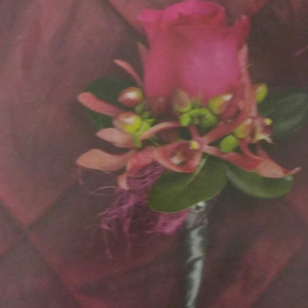 orchid and rose boutonniere