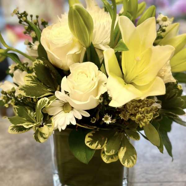 HOPE SQUARED BOUQUET