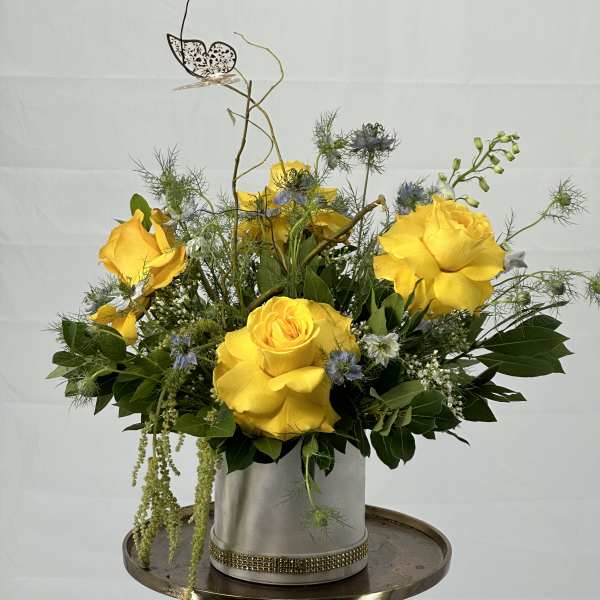 Yellow Roses Flowers Box