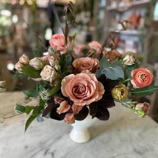 Urban Gardener Peach Urn