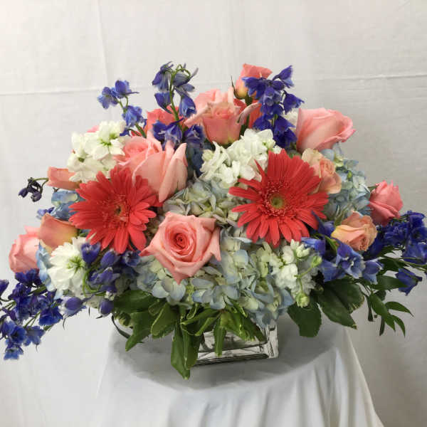 Grand Cube Bouquet