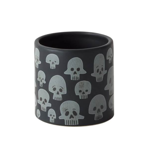 Black ceramic pot with gray skull pattern