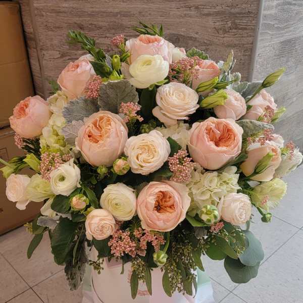 Box of mixed flowers