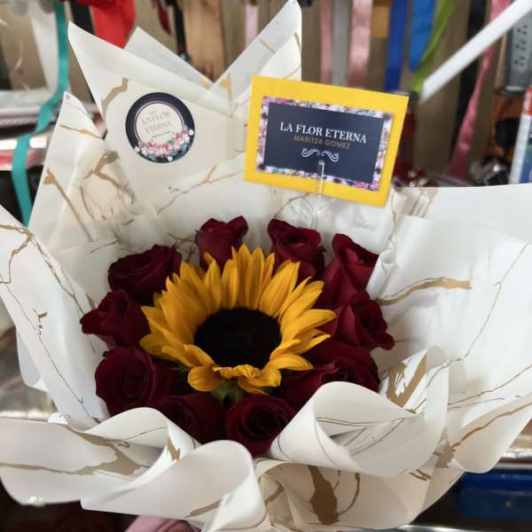 Roses and Sunflower Bouquet