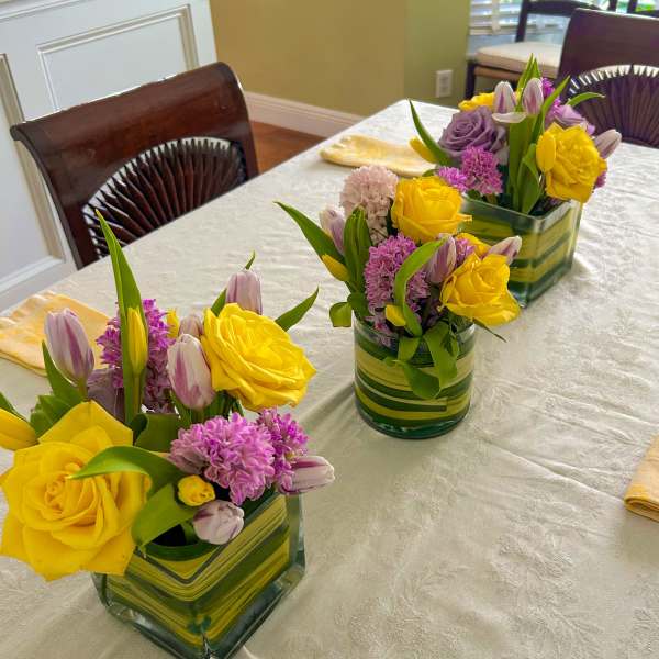 Spring time set of 3 or 1 larger vessel.