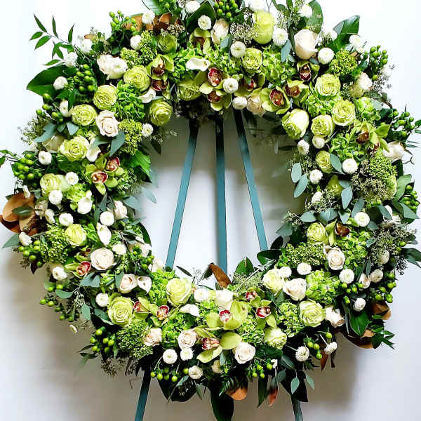 Green Nature Wreath