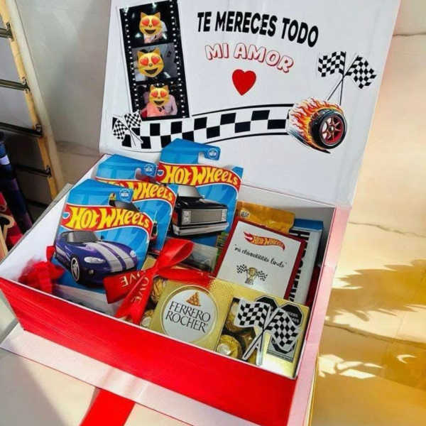 Caja tematica hot wheels