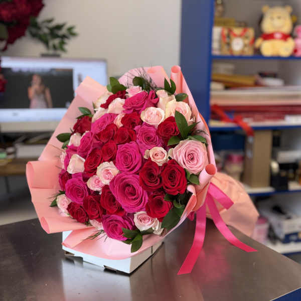 Ramo de 50 rosas para dia de la madre Long Island New York