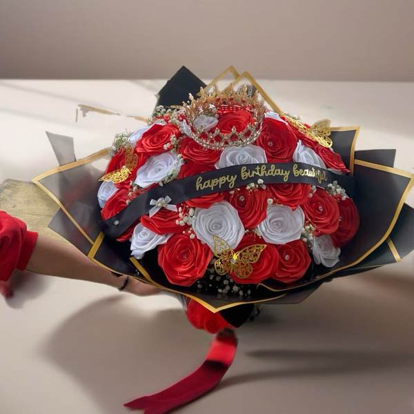 queen birthday buchon