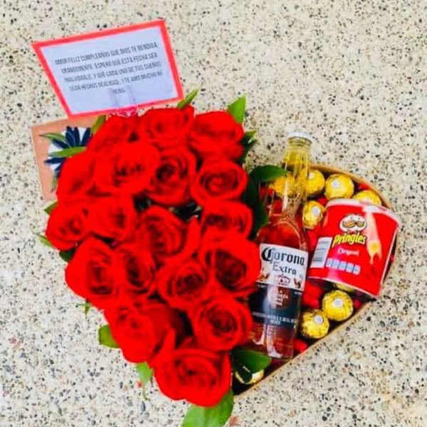 Cesta de regalo con cerveza