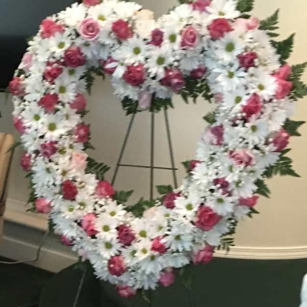 Heart of Roses and Daisies