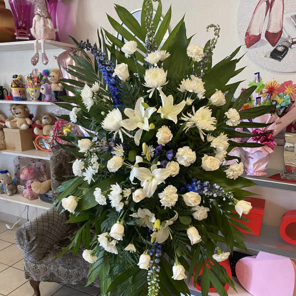 All white standing spray