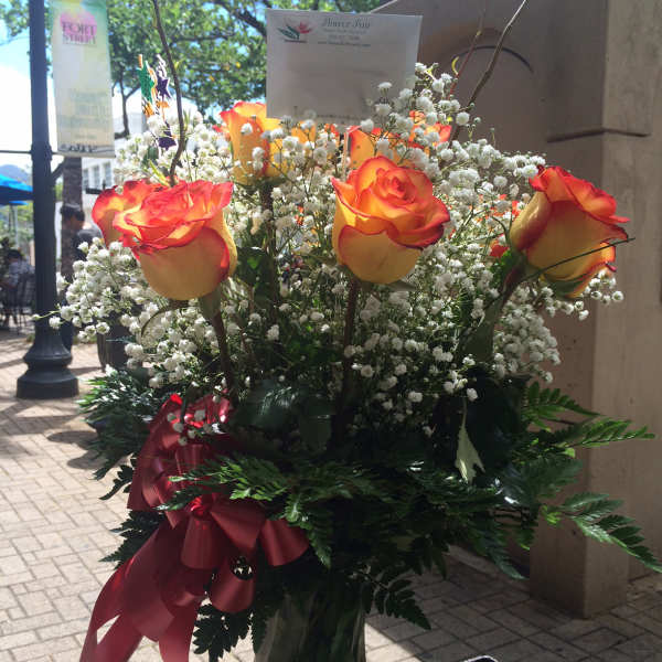 Dozen Roses Bouquet in Vase BV07501