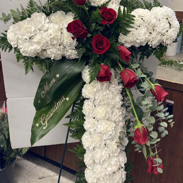 Dozen Rose White Cross