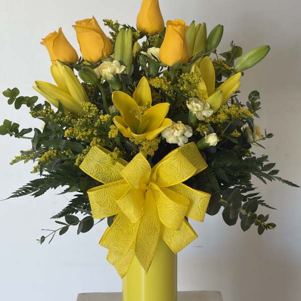 AMARILLO BLOOM BOUQUET