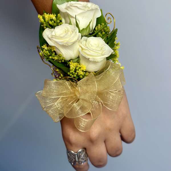 Lia Corsage