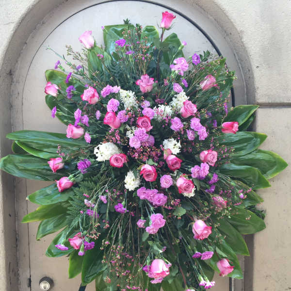 Spring blooms of white and pink wreath - F175W01