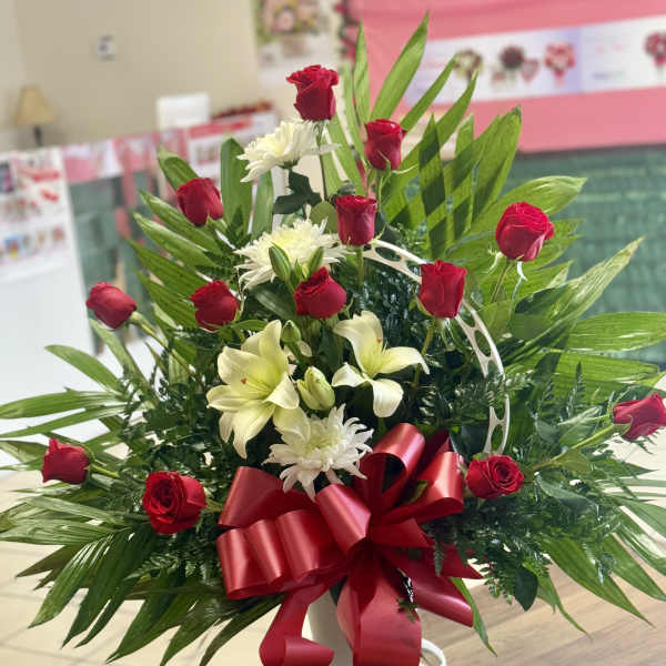 White and red standing basket