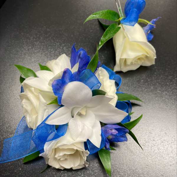 Royal Star Corsage and Boutonniere