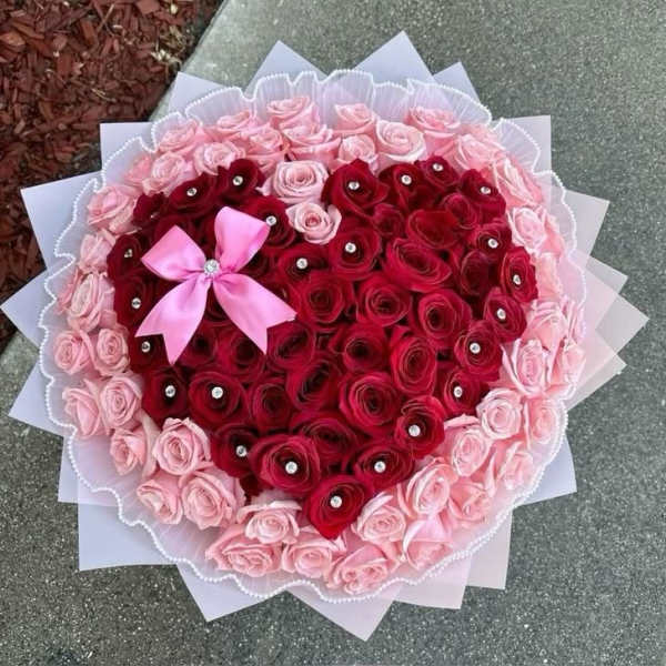 Heart rose bouquet