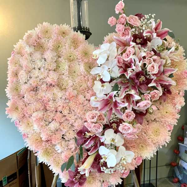 #159 Heart Shaped Funeral Wreath