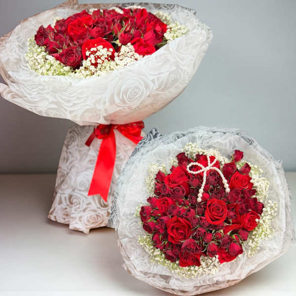 Mixed Red Roses Medium Bouquet