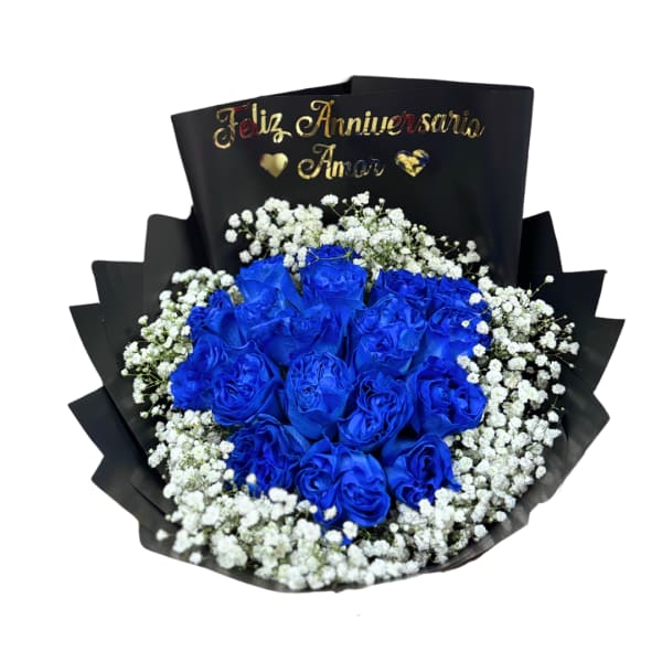 Bouquet of vivid blue roses with white filler flowers in black wrap with Feliz Aniversario text.