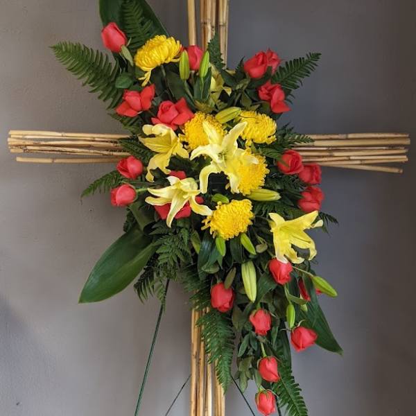 FUNERAL STANDING SPRAY - Bamboo Goodbyes