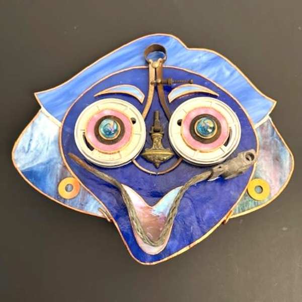 #A107 - "Helpful Lady" Mask