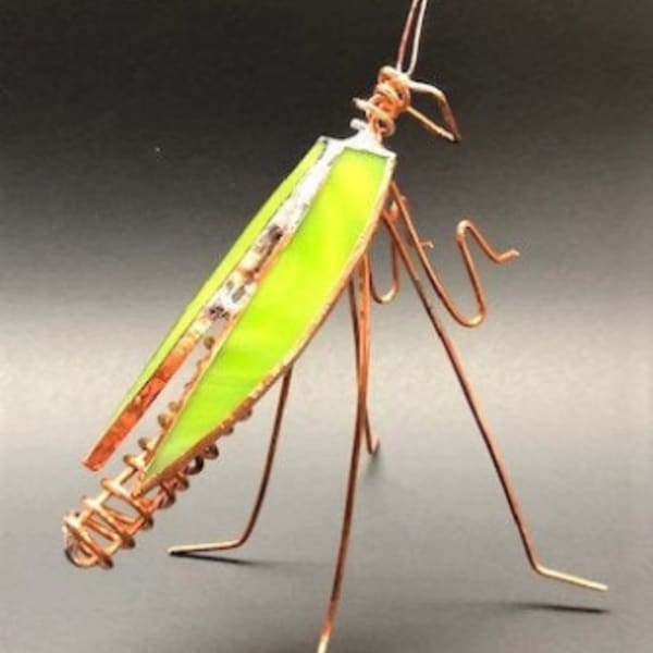 #A020 - Lime Green Praying Mantis