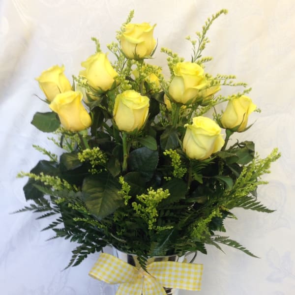 Dozen Yellow Roses Arranged