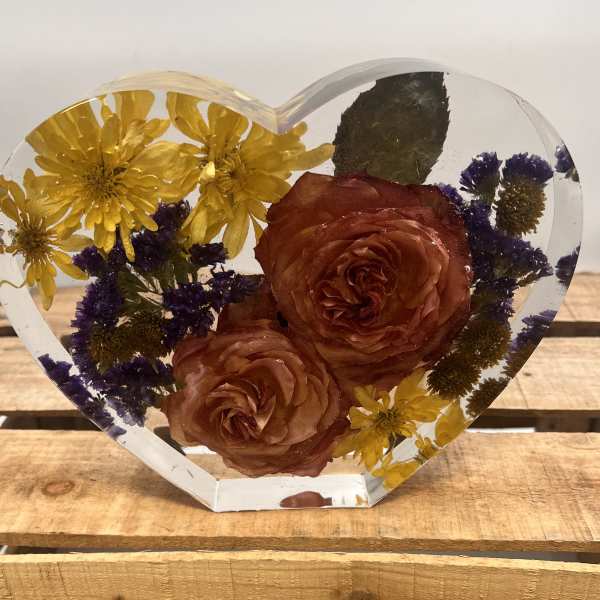 Preserved Flowers Resin Heart