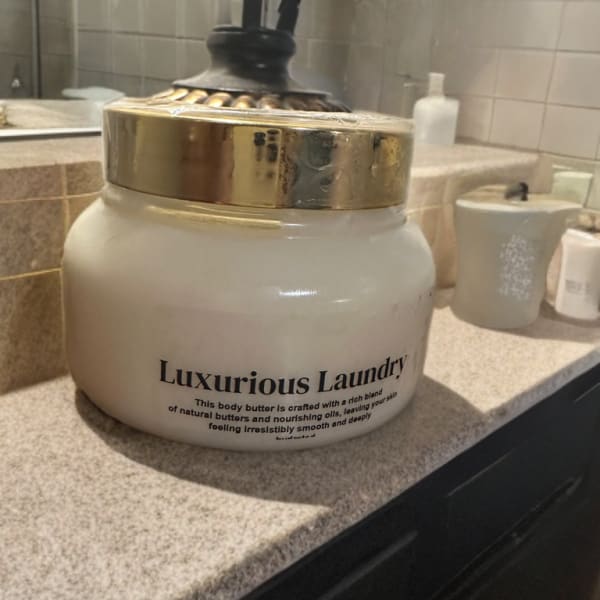 Luxurious Laundry Body Butter
