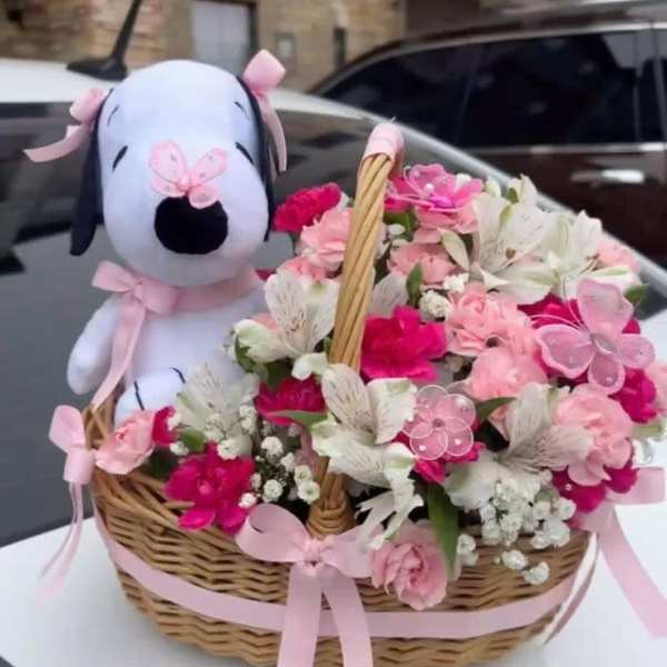 Elegant Flower Basket for Any Occasion