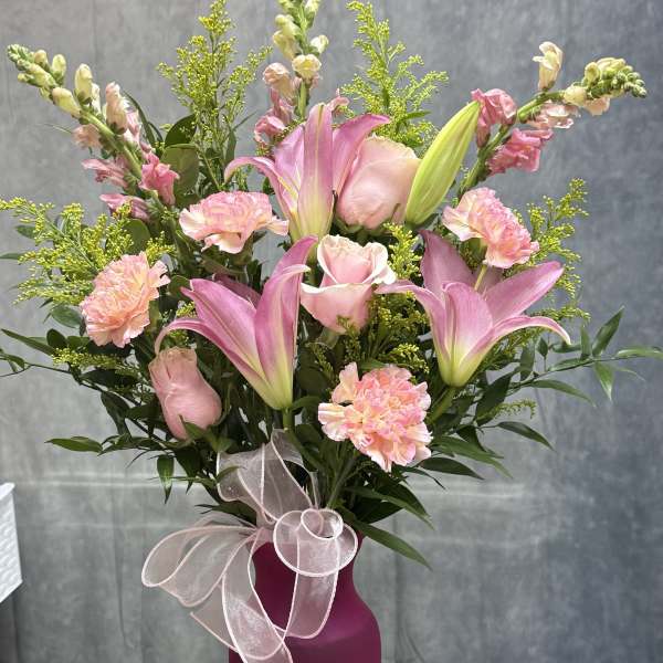 Pink lovers vase