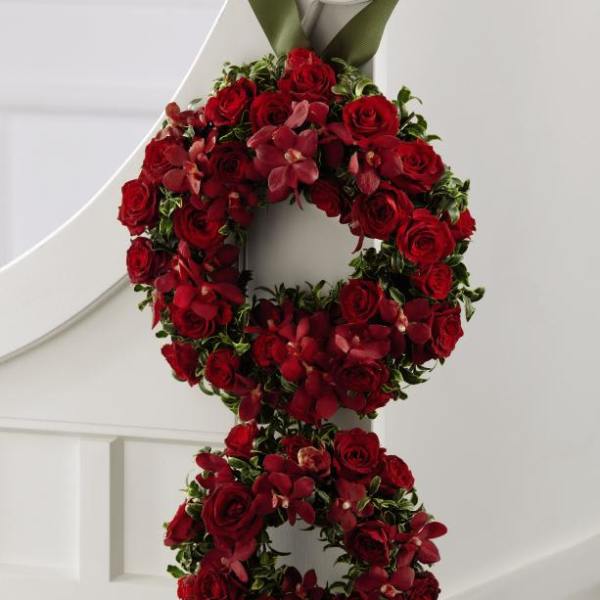 FTD Love's Eternity Pew Arrangement