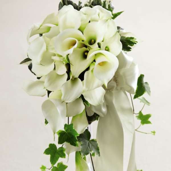 FTD White Chapel Bouquet