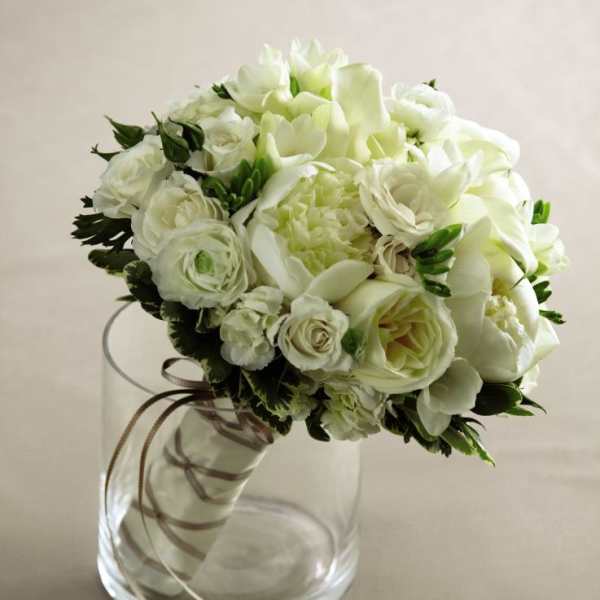 FTD Romance Eternal Bouquet