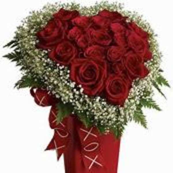 Heartfelt Romance Rose Arrangement